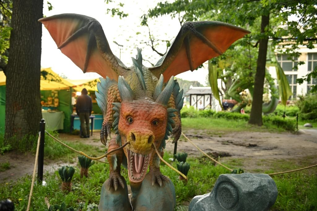 Мир драконов: каких мифических чудовищ можно увидеть этим летом в Киеве на ВДНГ 7