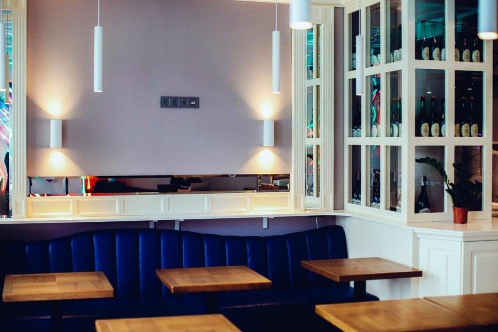 В ресторане на Княжем Затоне около 30 посадочных мест