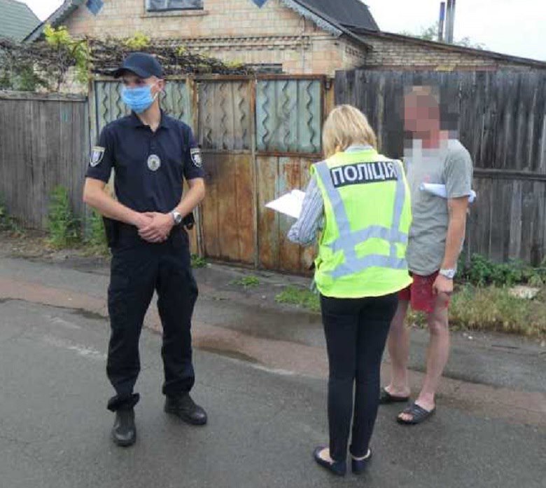 Выгонял из дома и унижал на глазах у детей: в Киеве мужчине за домашнее насилие грозит 2 года тюрьмы 2