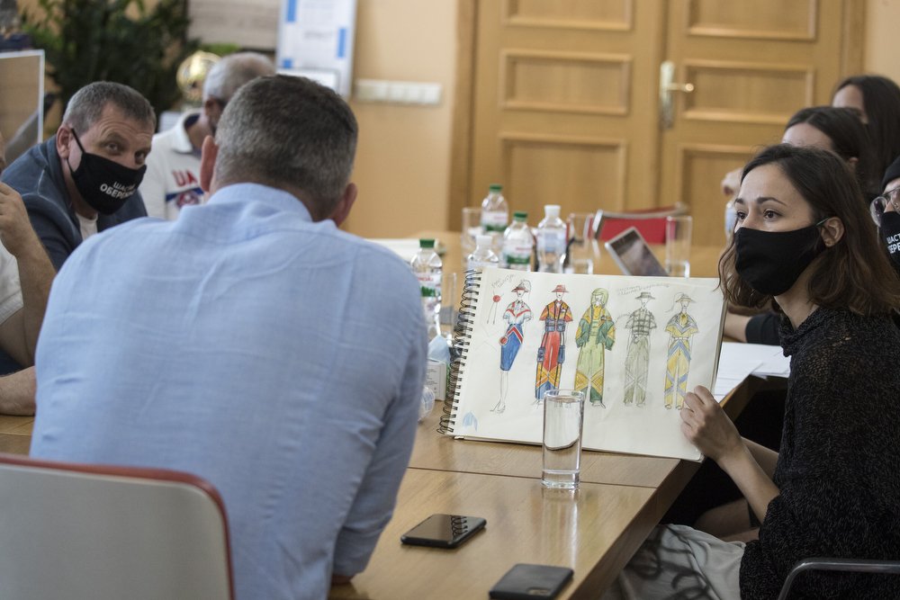 Коммунальщиков Киева будут одевать украинские дизайнеры 1