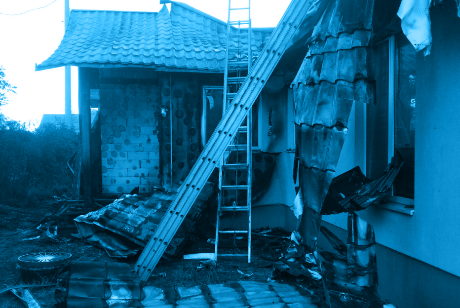 Под Киевом сгорел дом активиста Виталия Шабунина 3