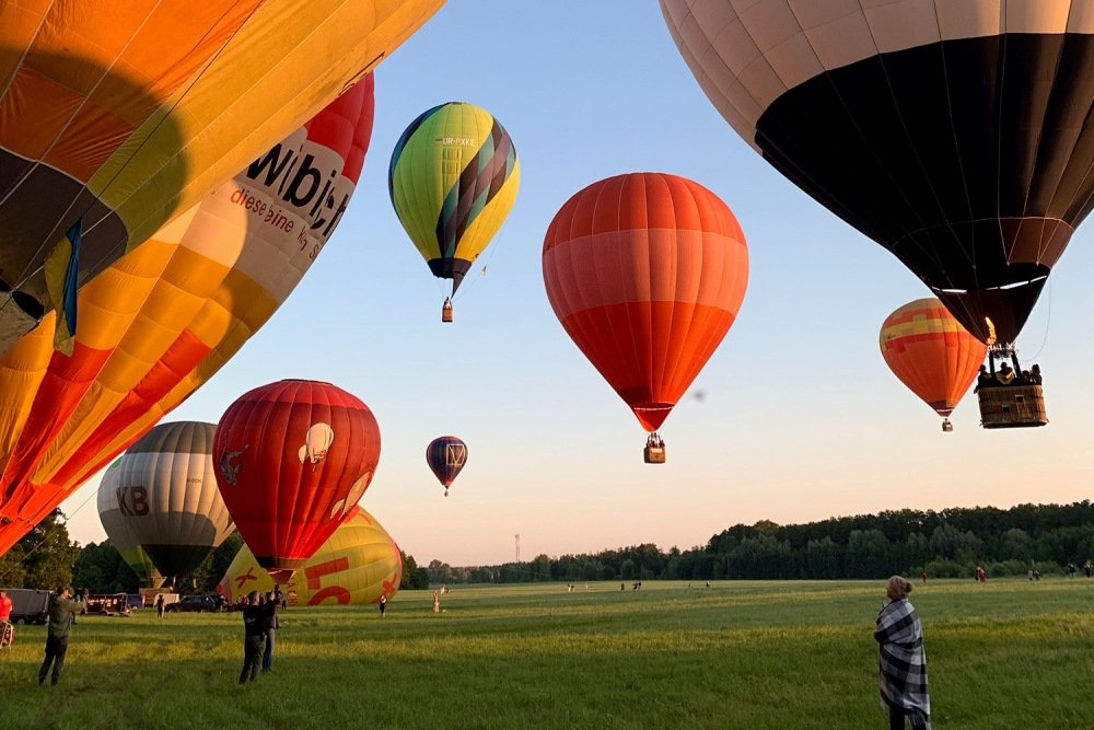 Под Киевом снова пройдет фестиваль воздушных шаров: где и когда увидеть цветных гигантов в небе 3