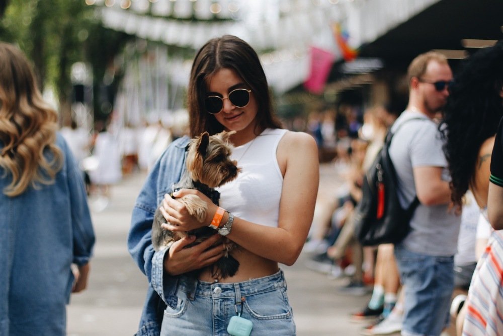 Возвращение Куража: ищи себя на фото карантинной дневной вечеринки 10