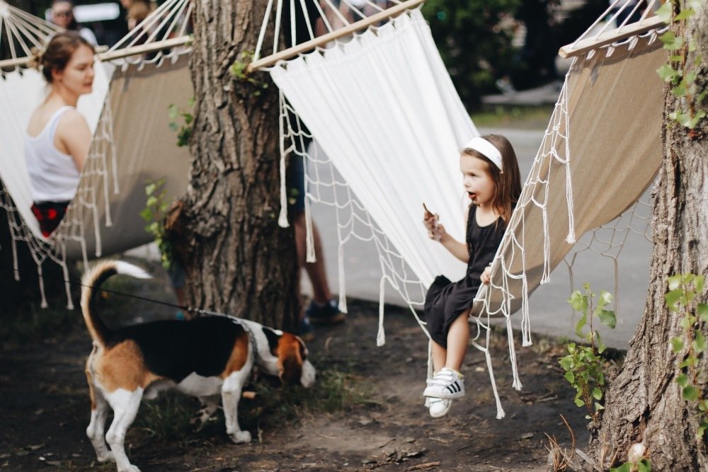 Возвращение Куража: ищи себя на фото карантинной дневной вечеринки 16