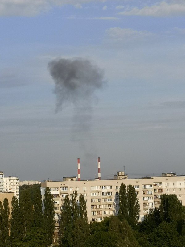 В Киеве часть районов остались без света: стоят троллейбусы, не работают светофоры 1