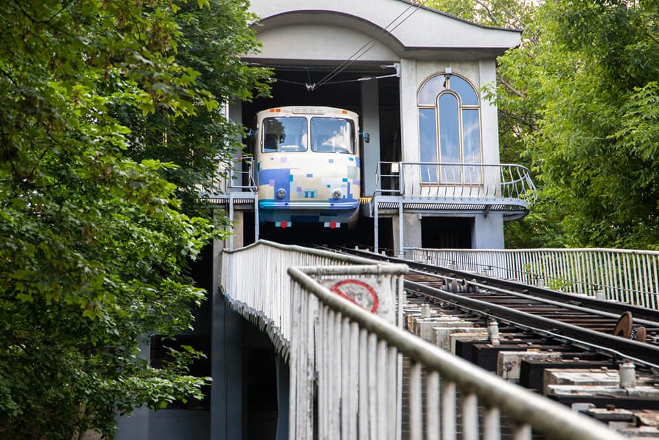 В Киеве ремонтируют фуникулер: когда откроют 4