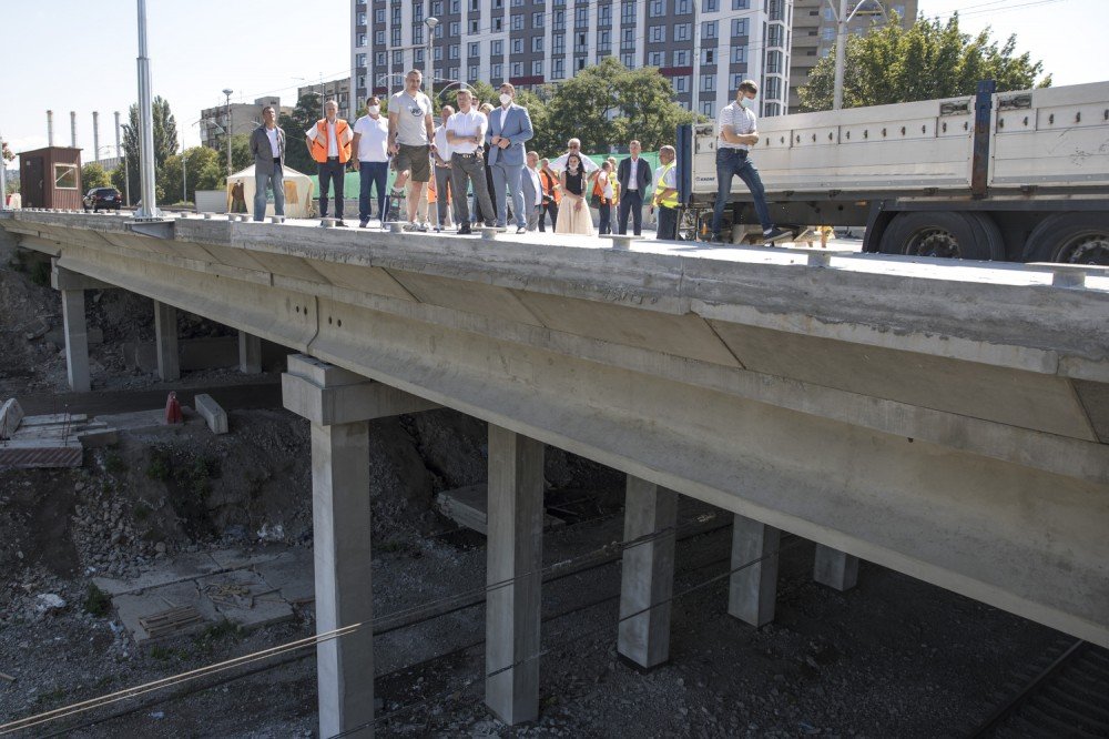 Когда в Киеве откроют для проезда Борщаговский путепровод после ремонта 1