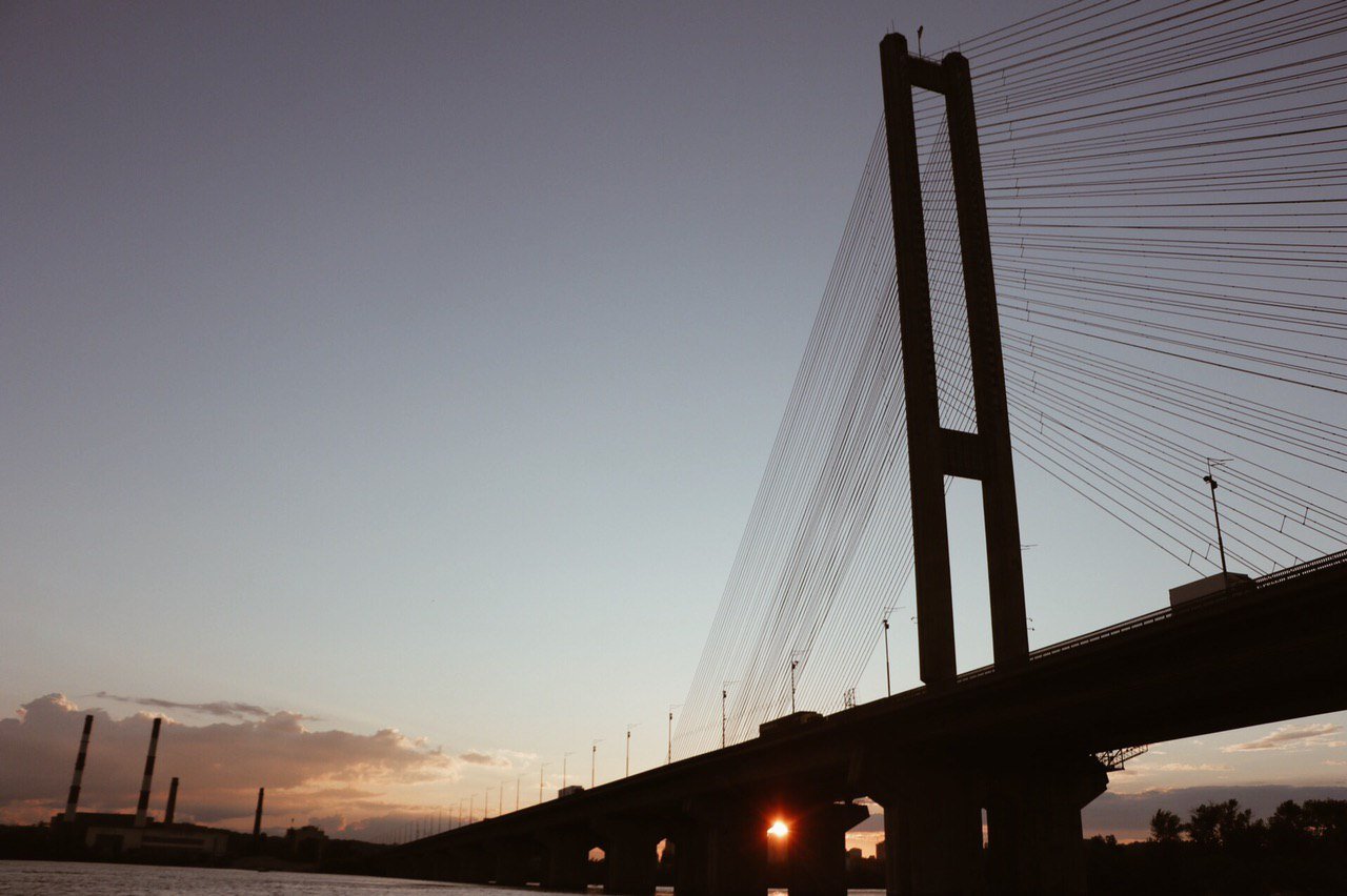 Как выглядит закат над Киевом, который можно увидеть с вод Днепра: особый взгляд на любимый город 2