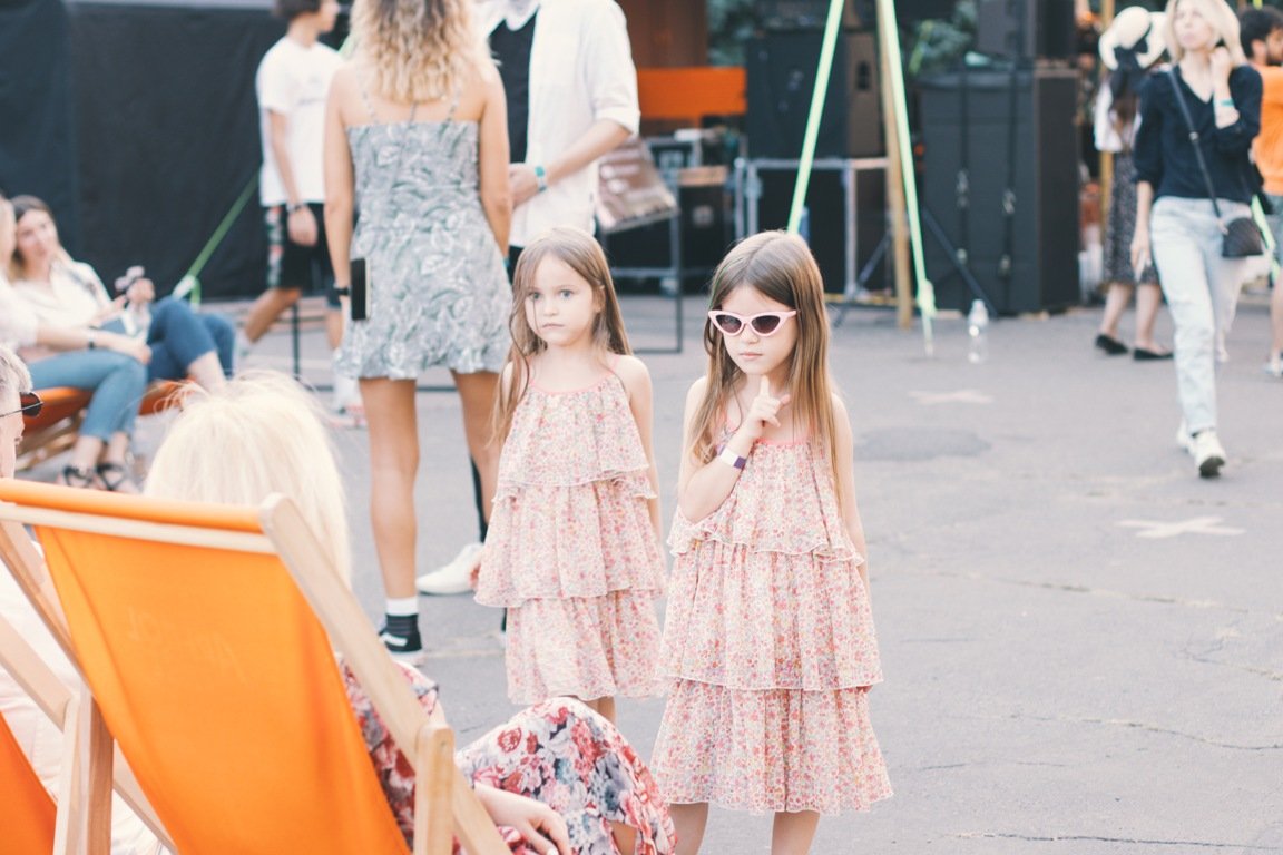 Как прошла дневная вечеринка-барахолка Кураж NOT ONLY JAZZ: ищи себя на фото 6