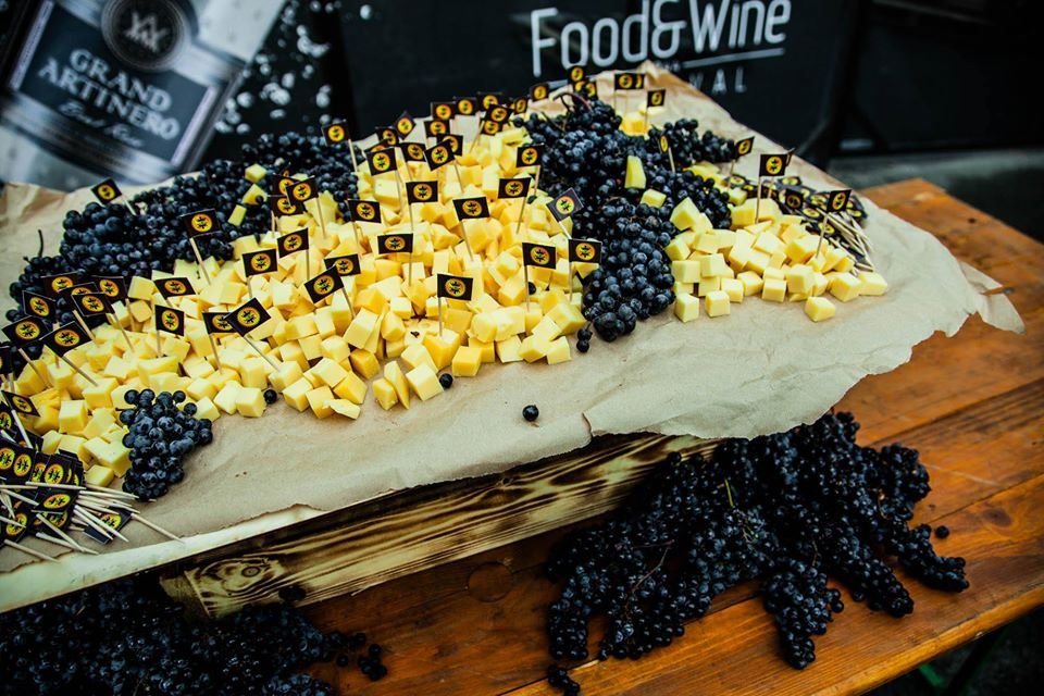 Kyiv Food and Wine возвращается: где и когда продегустировать игристое и закупить домашнего сыра 5