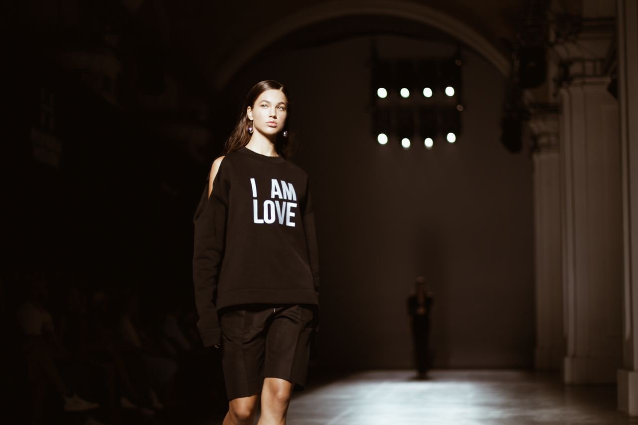 Показы Elena BURENINA и VOROZHBYT&ZEMSKOVA: как прошел первый день UFW NO SEASON Season 1