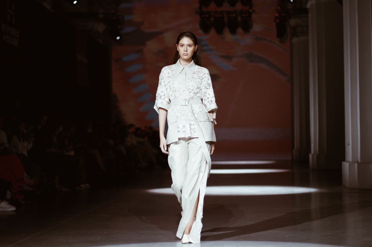 Показы Elena BURENINA и VOROZHBYT&ZEMSKOVA: как прошел первый день UFW NO SEASON Season 8