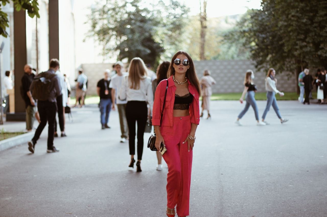 Показы Elena BURENINA и VOROZHBYT&ZEMSKOVA: как прошел первый день UFW NO SEASON Season 19