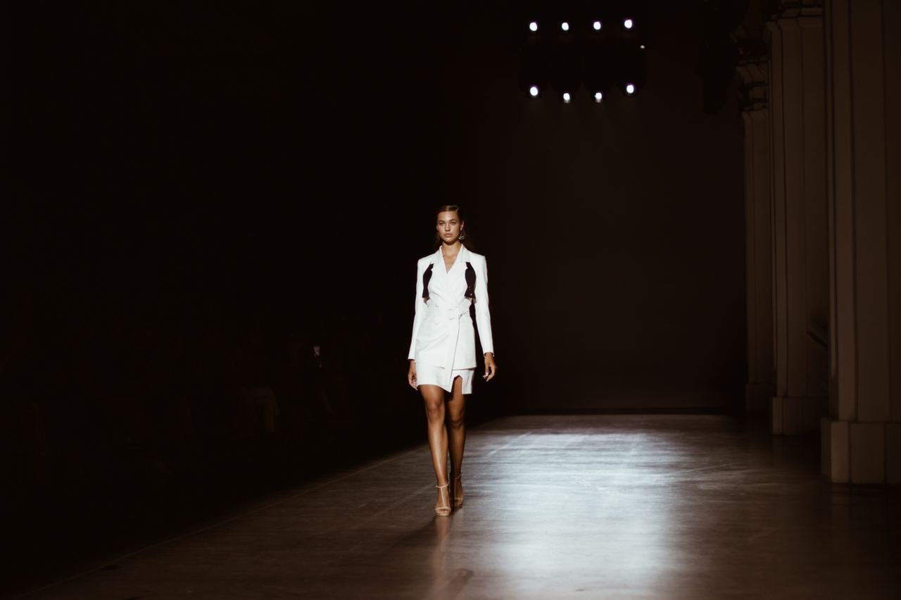 Ukrainian Fashion Week NO SEASON Season: бренд ARUTIUNOVA показал испанскую страсть 4