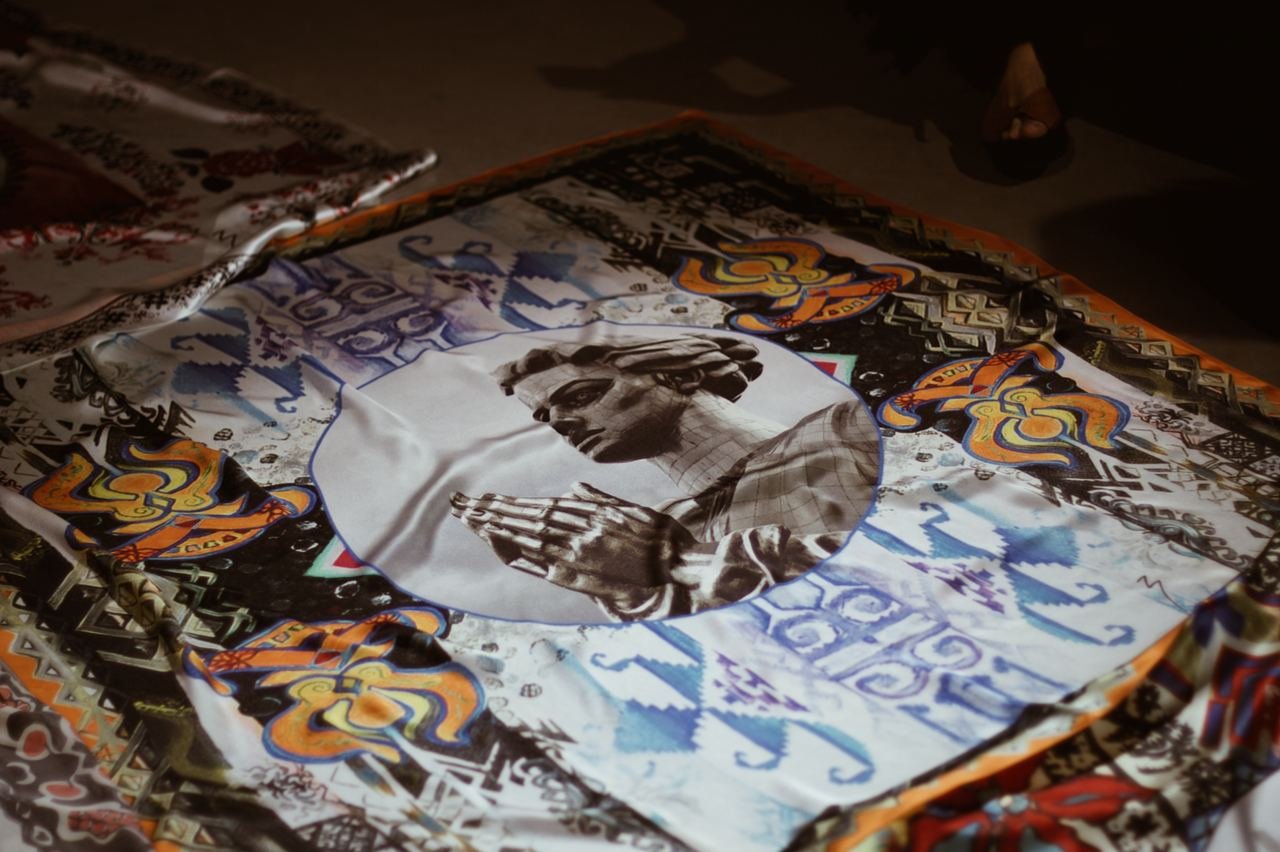 В Киеве на Ukrainian Fashion Week Родина-Мать показала "Fuck You" 8