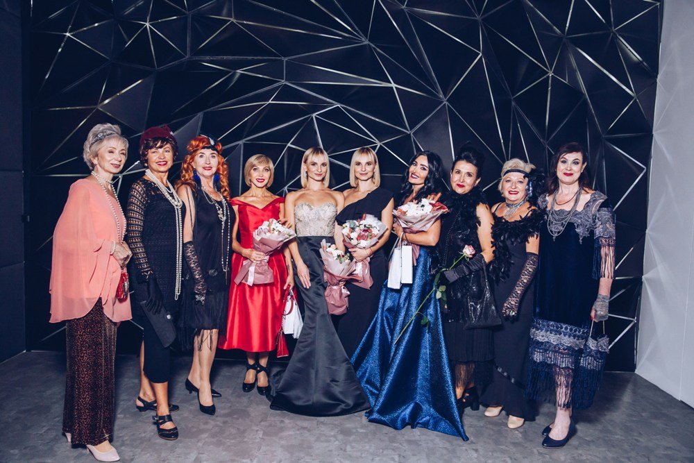 Ольга Сумская, Ирина Билык и другие звезды снялись ню в фотопроекте «Антиэйджизм» фотографа Trisha 8