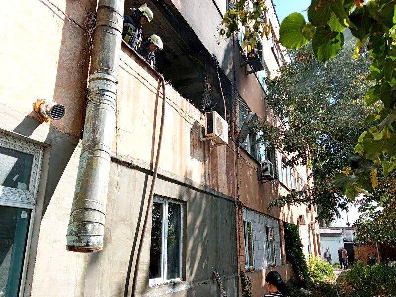 В Киеве сгорел швейный цех 1