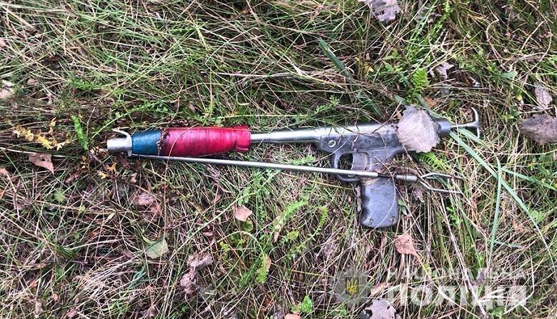 В Киеве мужчина ударил ружьем по голове женщину и стрелял по ее мужу 2