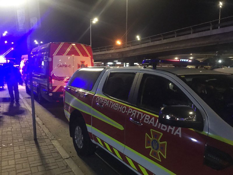 В Киеве в метро поезд насмерть сбил человека 1