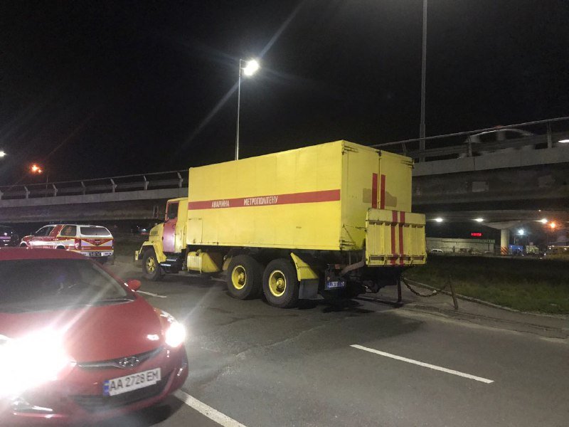 В Киеве в метро поезд насмерть сбил человека 3