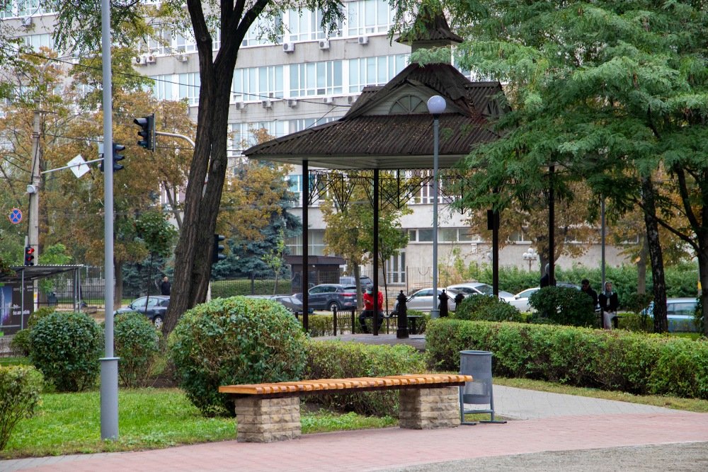 В Киеве открыли новый сквер в честь Мюнхена: где он находится и чем особенный 7