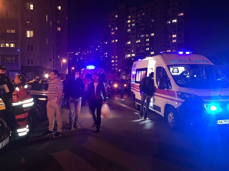 В Киеве отец поджег диван в комнате с 6-летним ребенком: мальчик умер 2