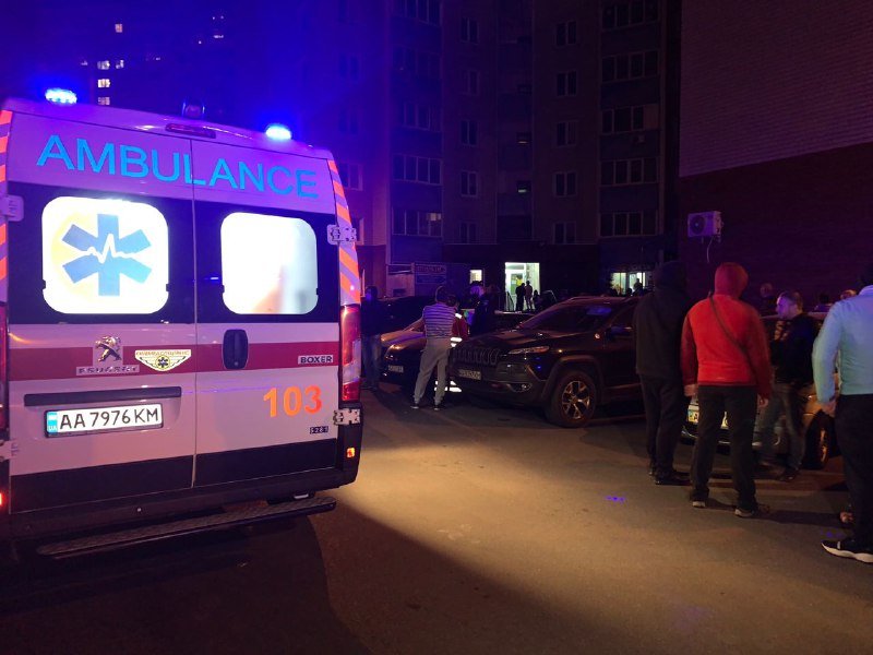 В Киеве отец поджег диван в комнате с 6-летним ребенком: мальчик умер 3