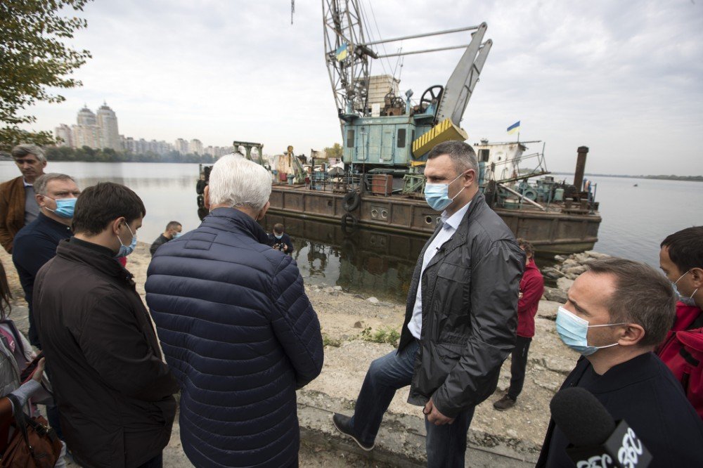 В Киеве построят новый пешеходный мост на Оболони: каким он будет и как выглядит сейчас это место 8