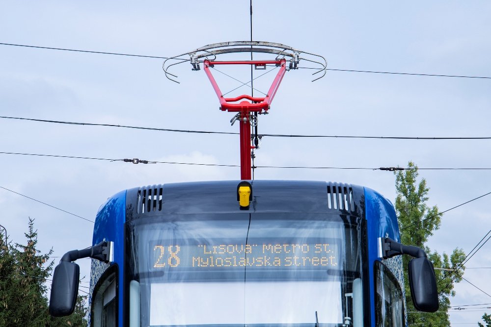 В Киеве по левому берегу будут ездить новые трамваи: как они выглядят 15