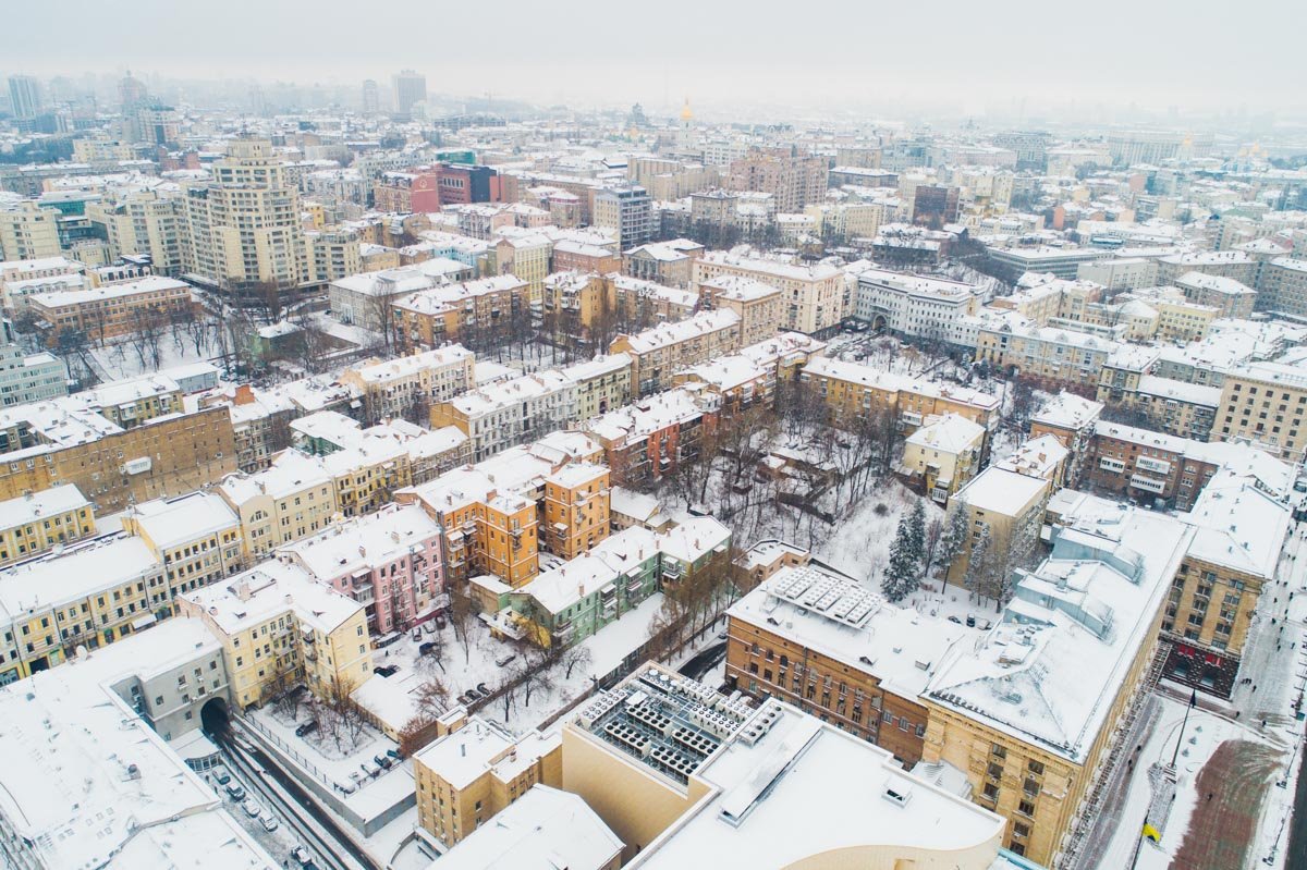 Снегопады в Киеве продолжатся завтра и послезавтра Снегопады в Киеве продолжатся завтра и послезавтра