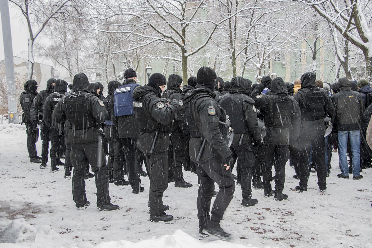 Спецподразделение полиции держало ситуацию под контролем