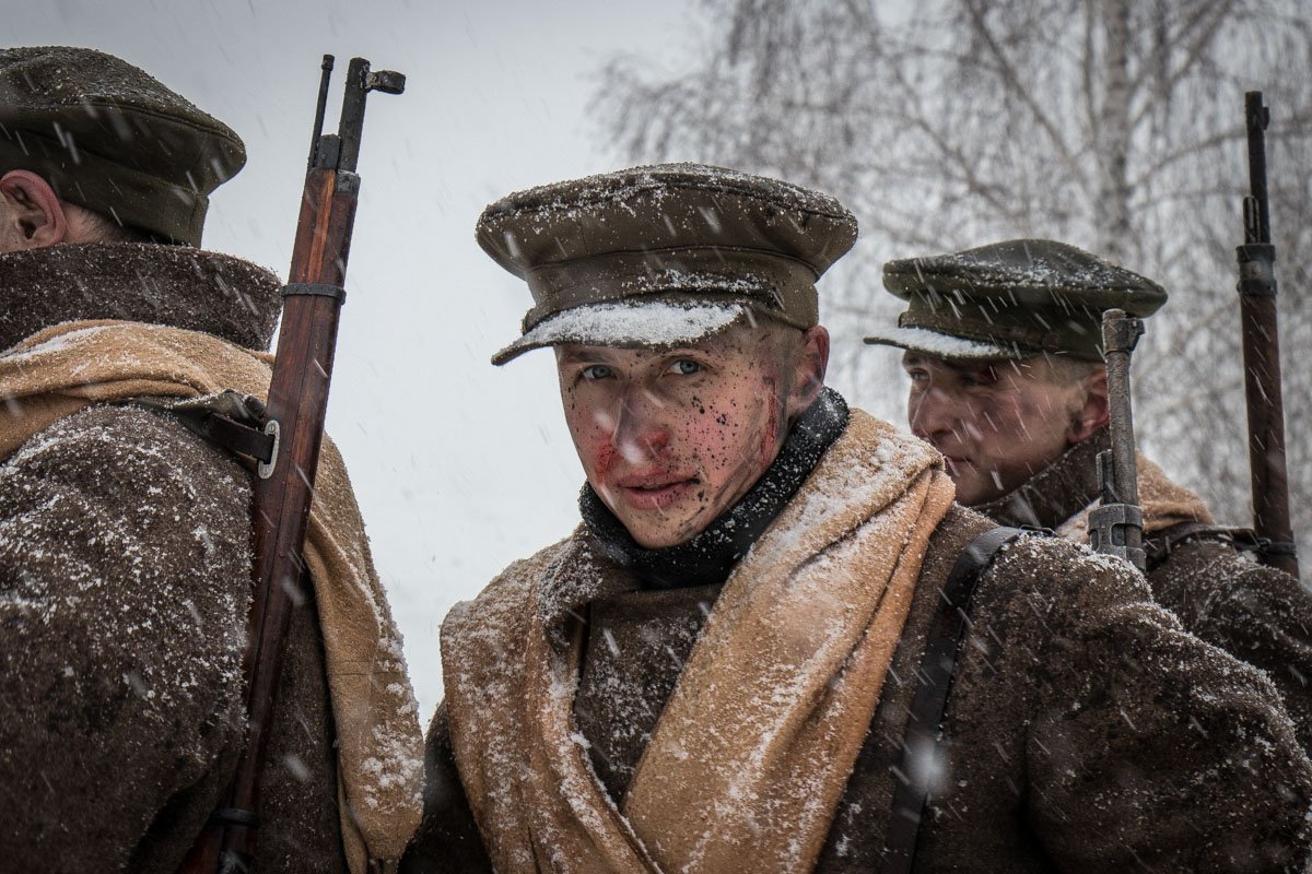 Грим помог актерам перевоплотиться в солдат той битвы