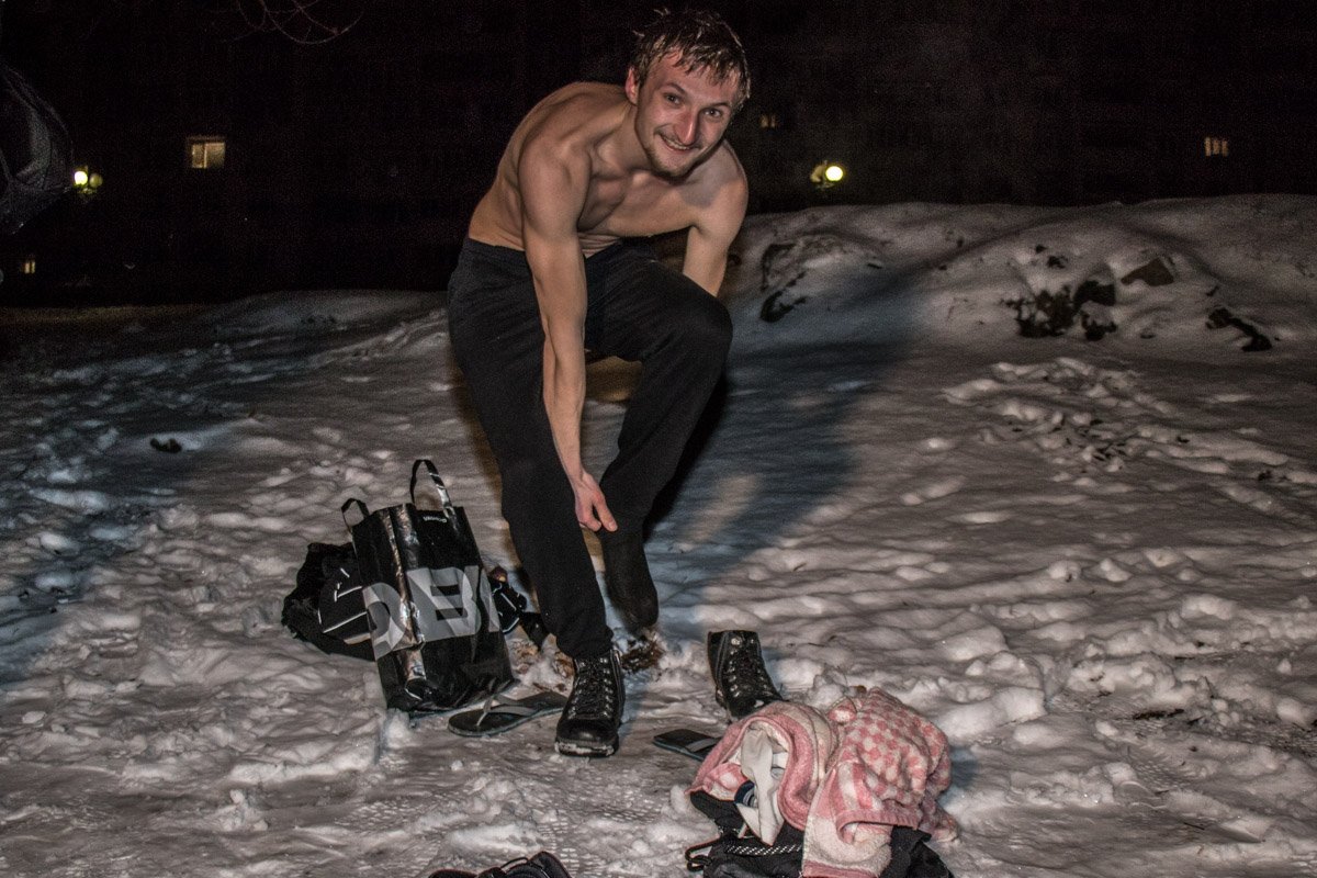 Еще и полотенцем растереться надо