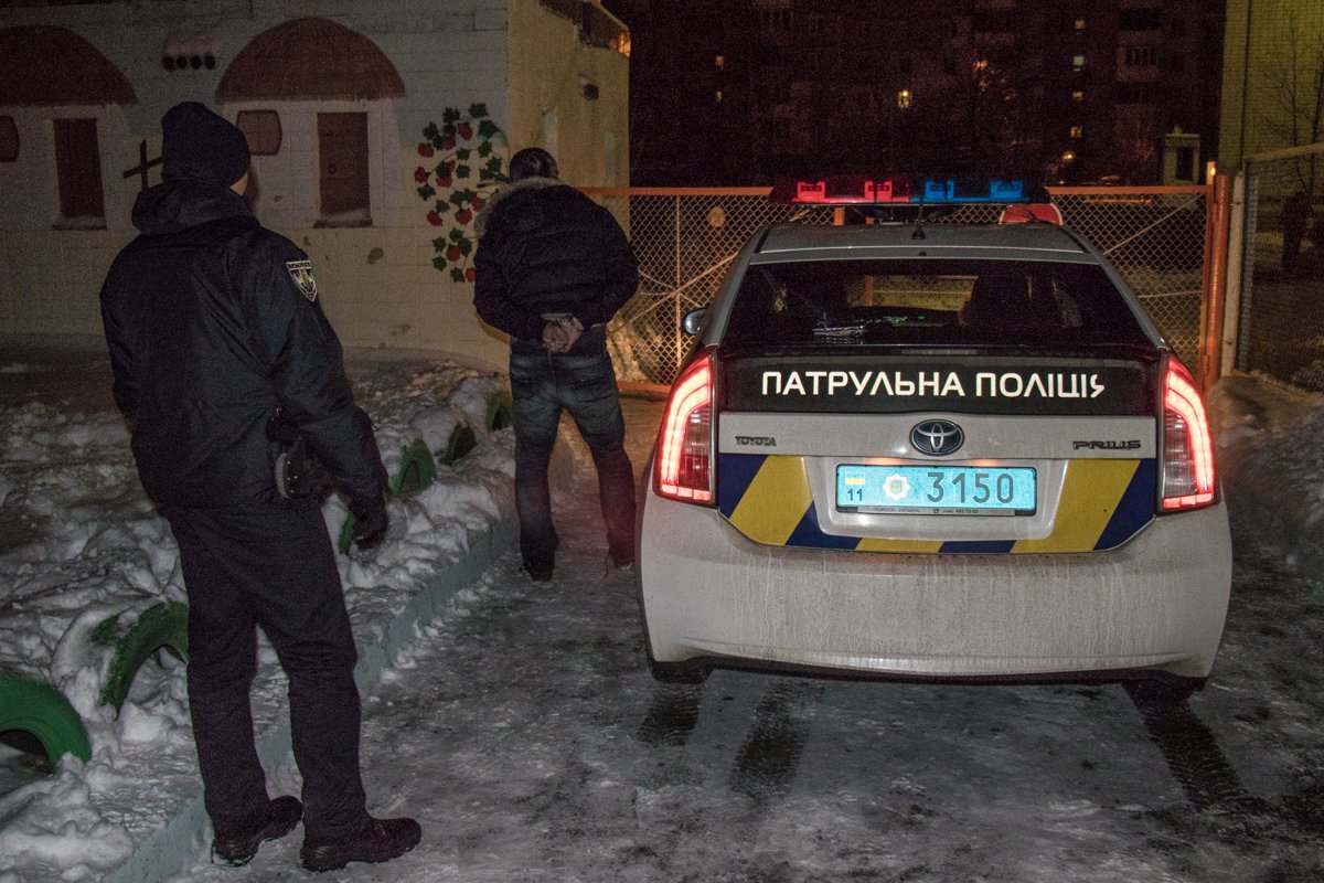 На месте работают правоохранители