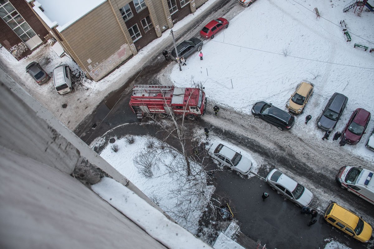 Пожар произошел на проспекте Глушкова, 53