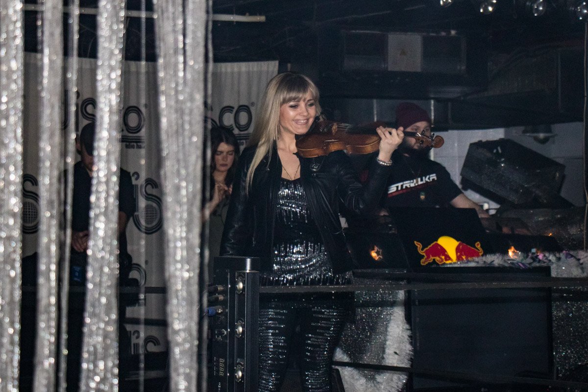 На "Битве чемпионов" звучала живая музыка 