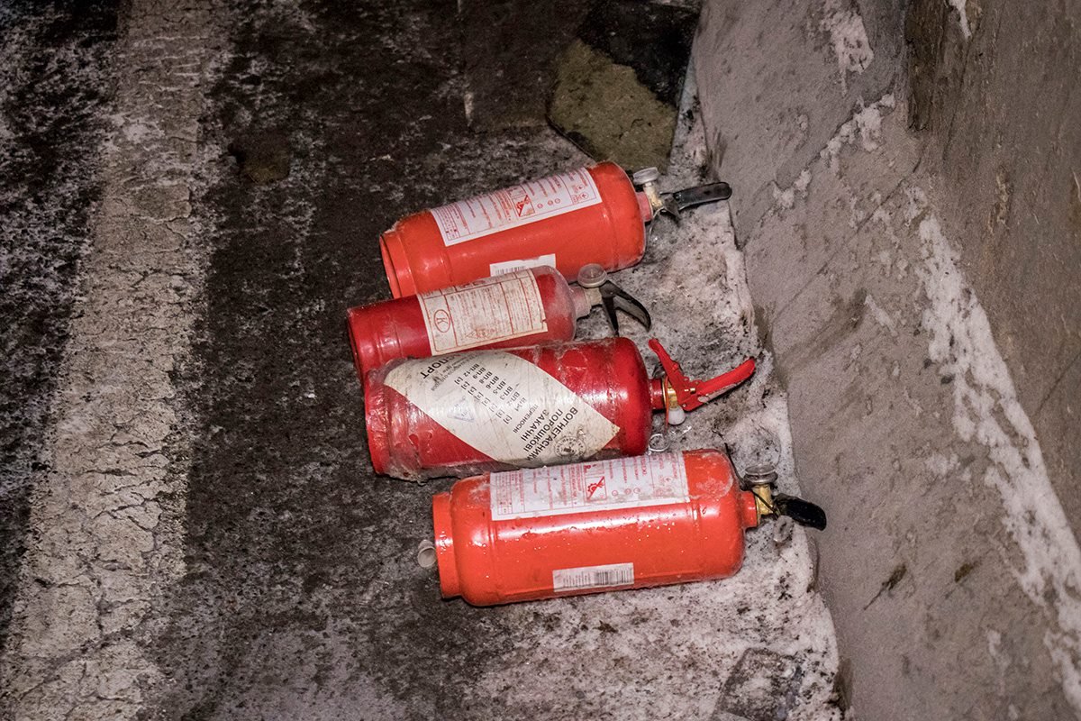 Водитель грузовика сам потушил возгорание Водитель грузовика сам потушил возгорание