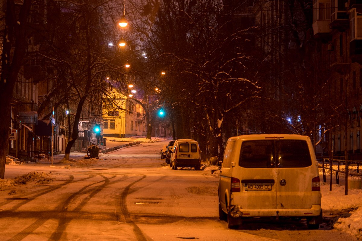 Улицы города на время опустели