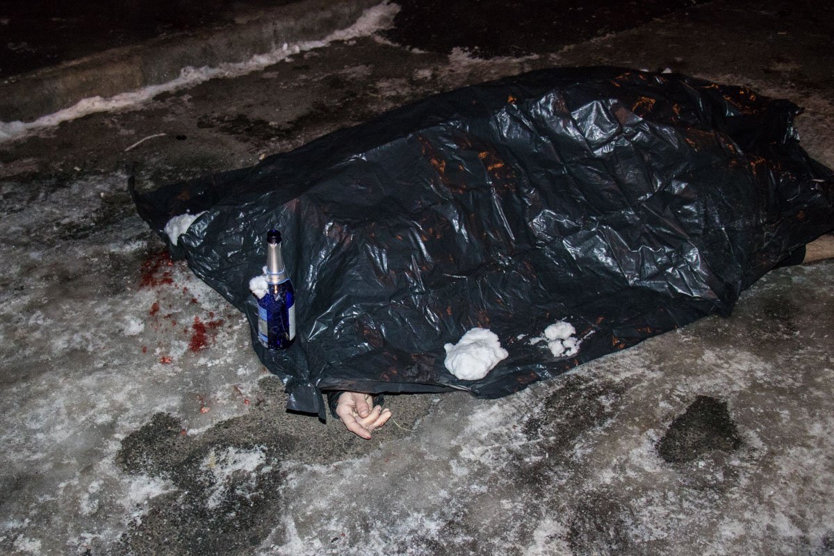 Данные о погибшем уточняют оперативники