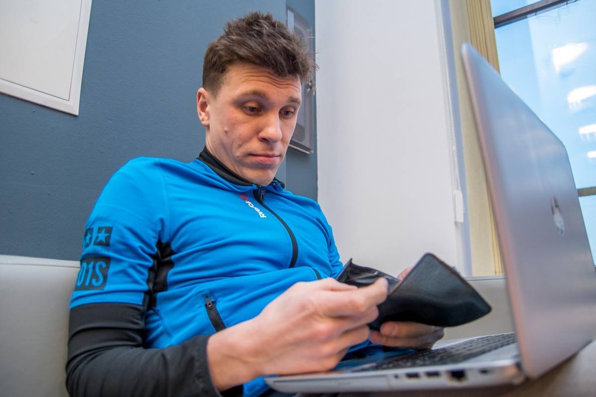 Когда работаешь 24/7, а кошелек пуст