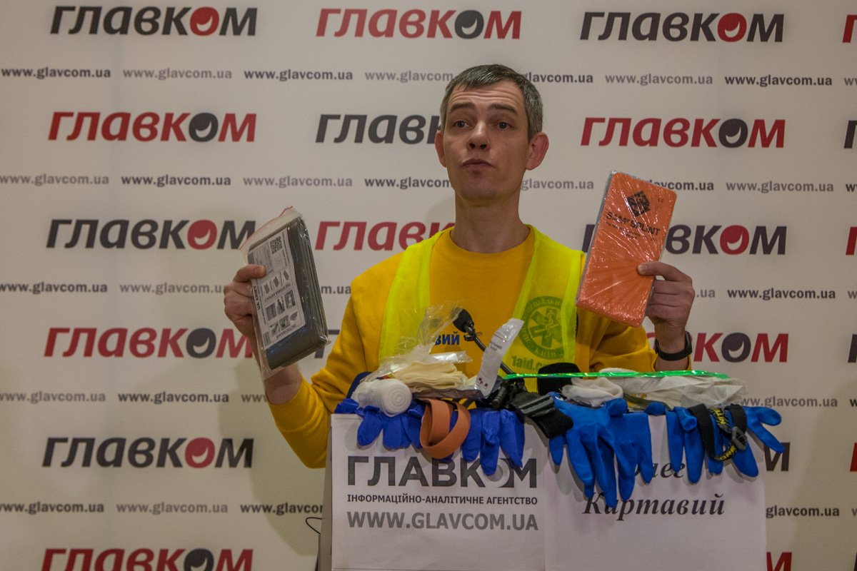 Олег Картавый продемонстрировал плюсы современных аптечек Олег Картавый продемонстрировал плюсы современных аптечек