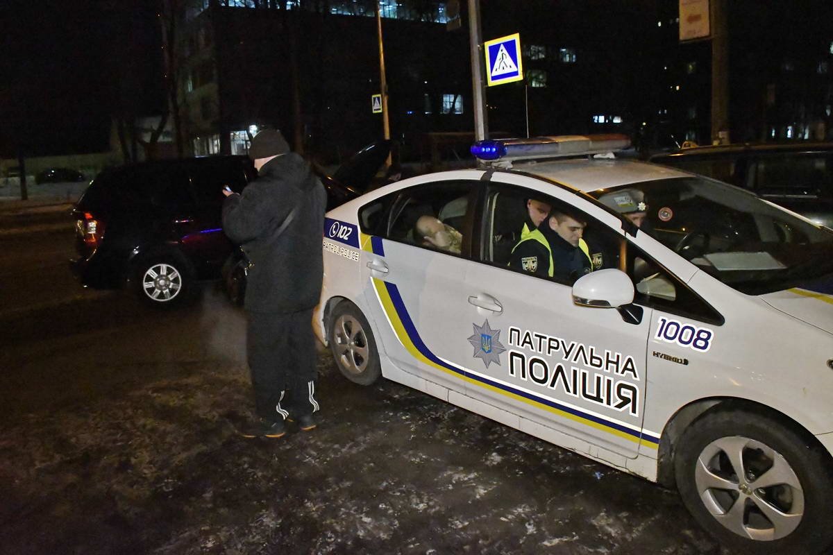 На месте работали патрульные На месте работали патрульные