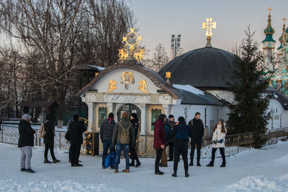 Полиция следила за тем,что бы акция проходила мирно Полиция следила за тем,что бы акция проходила мирно