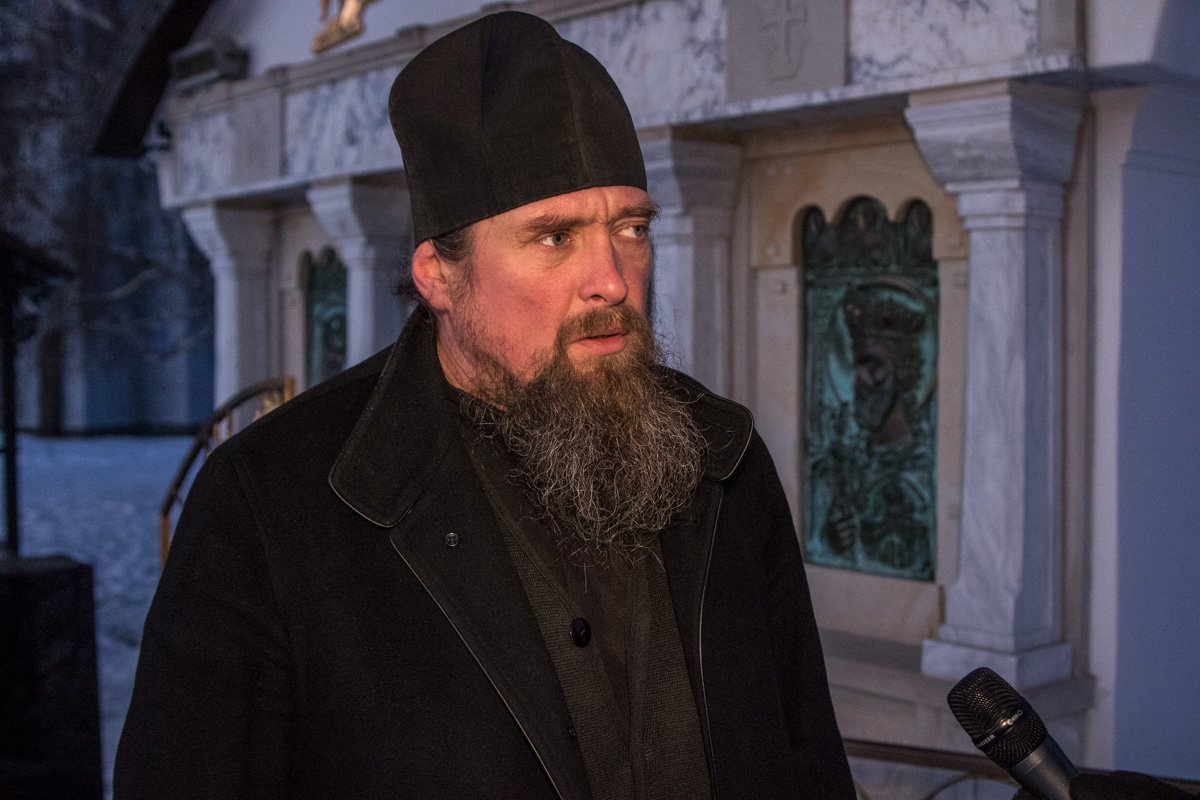 Насельник монастыря считает, что люди просто отвернулись от Бога Насельник монастыря считает, что люди просто отвернулись от Бога