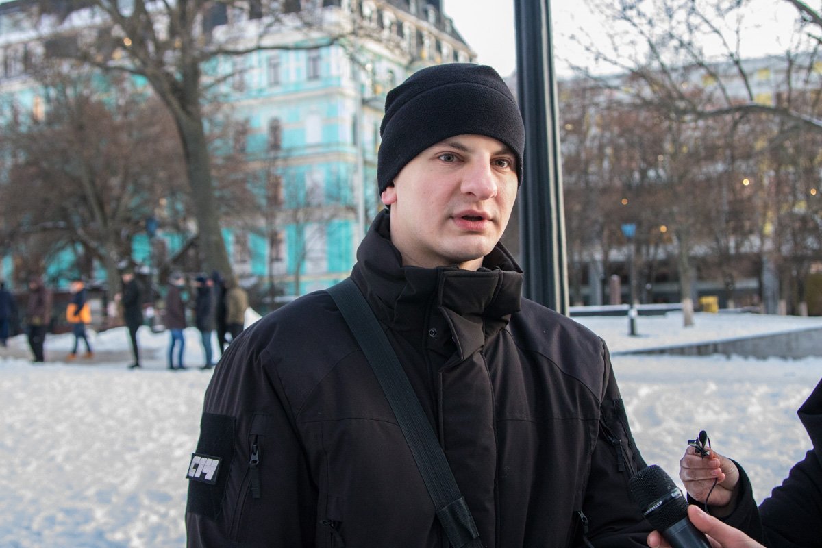 Среди присутствующих был один из лидеров С14 - Евгений Карась Среди присутствующих был один из лидеров С14 - Евгений Карась