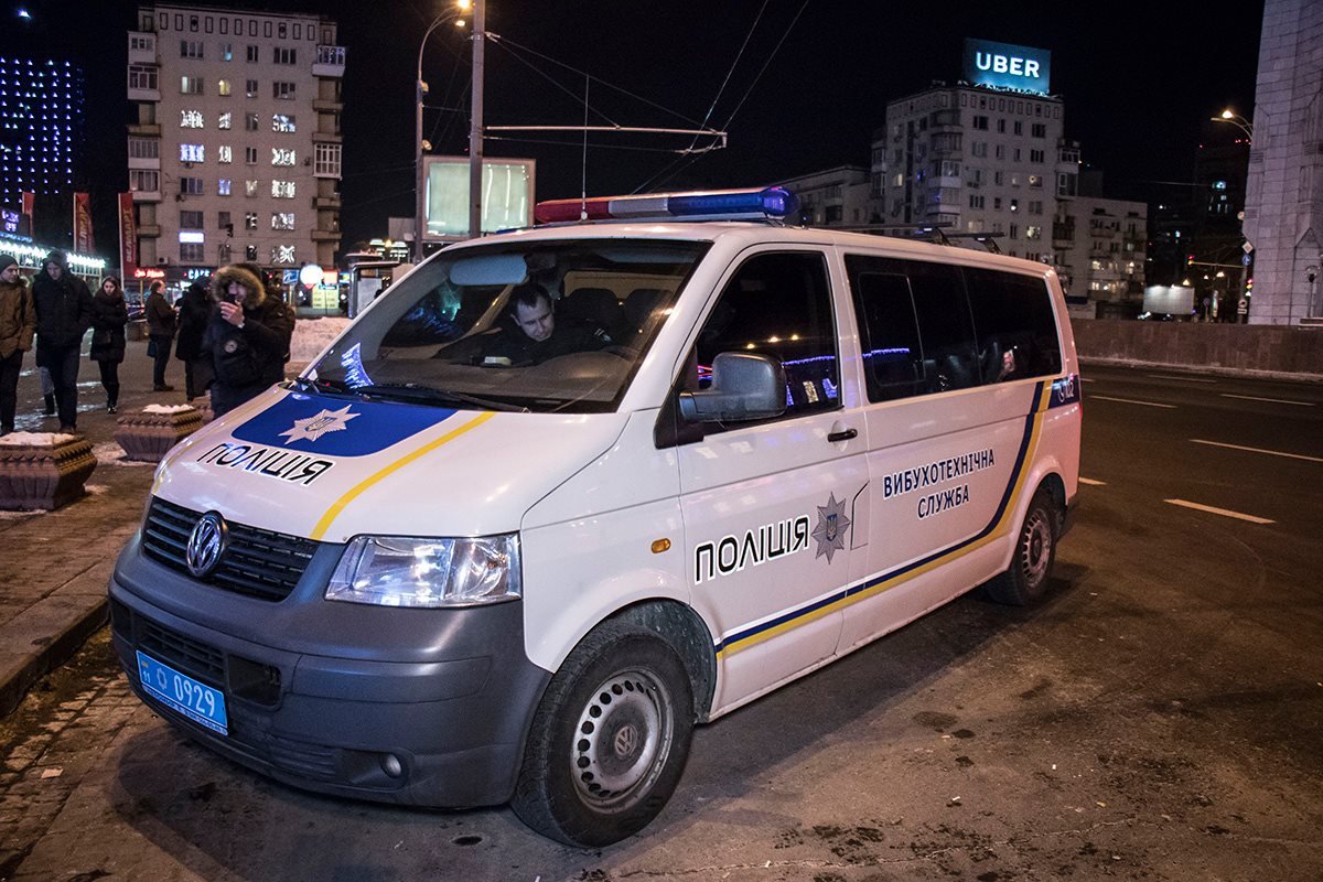 Взрывотехники искали подозрительные предметы