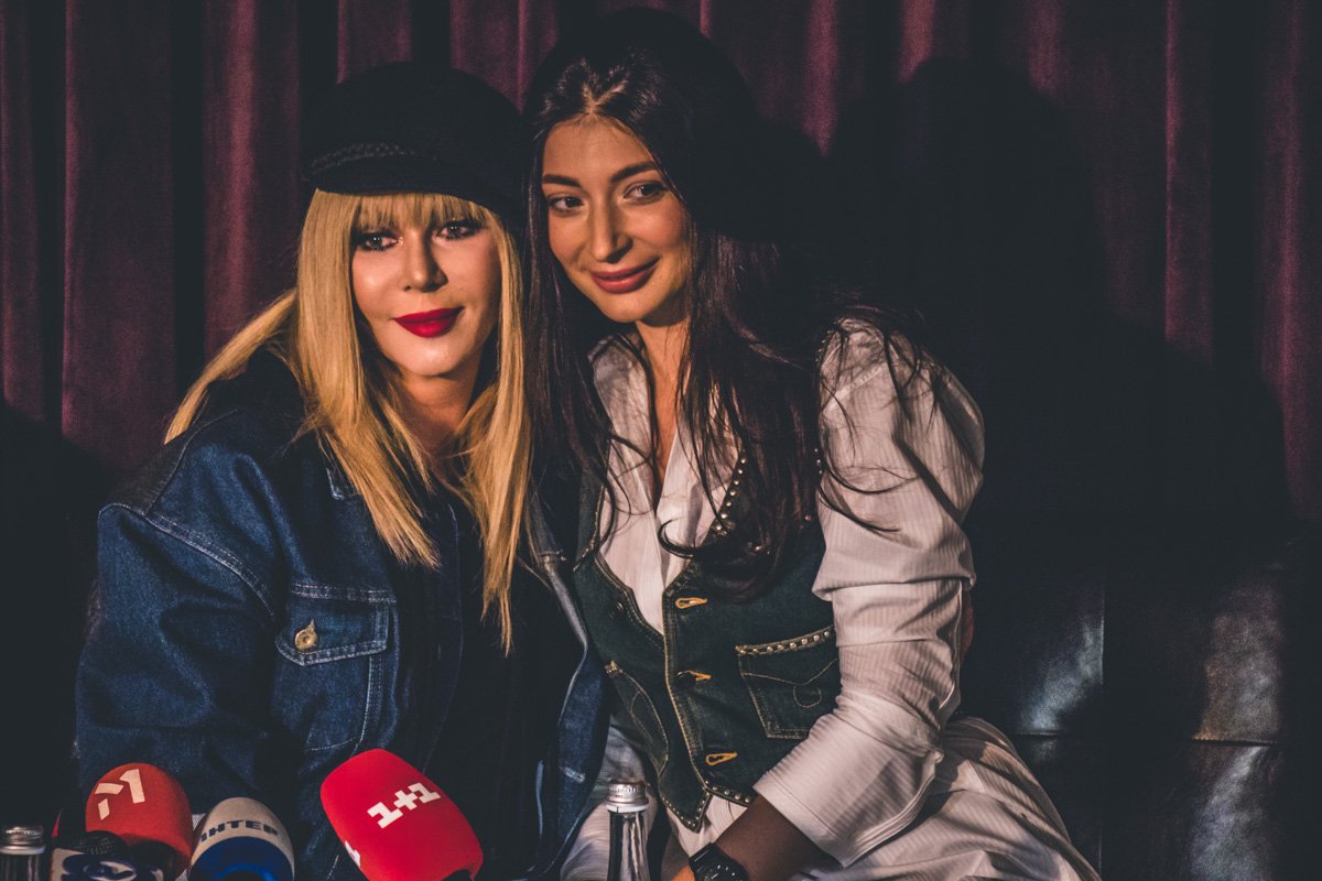 Ирина Билык рассказала, что в концертную программу вошли песни, написанные в разные годы