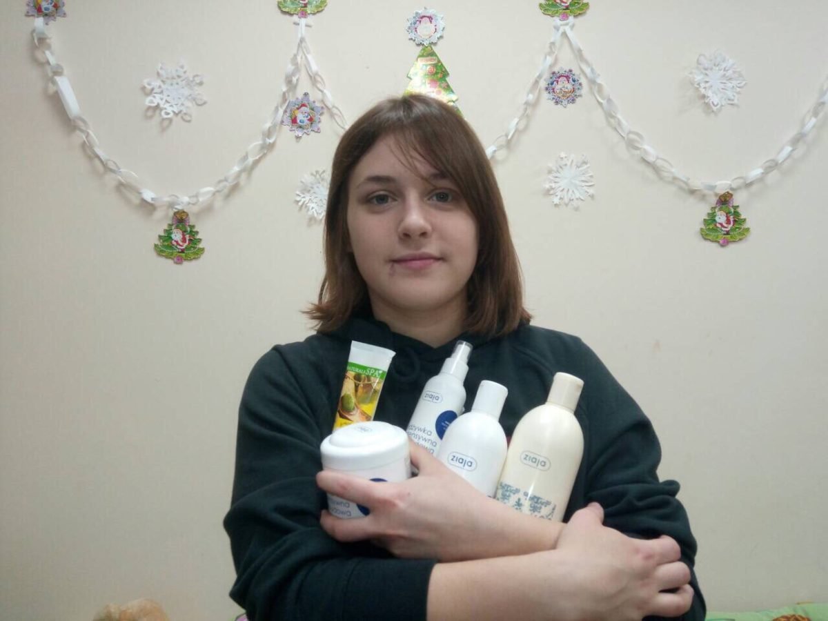 В Киеве разыскивают 17-летнюю Мамедову Валерию Уржубековну В Киеве разыскивают 17-летнюю Мамедову Валерию Уржубековну