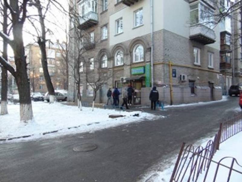 Стреляли в подростка на улице Иоанна Павла II