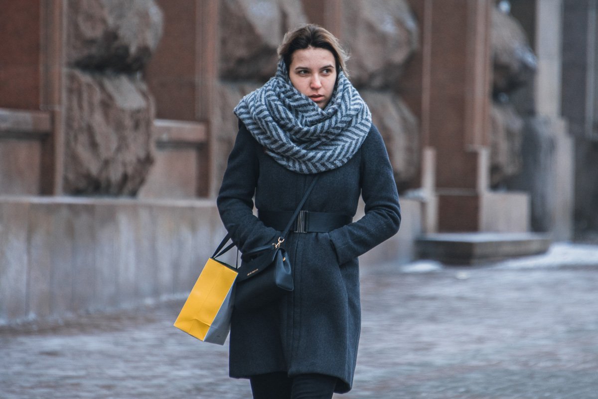 В уютном шарфе теплее 